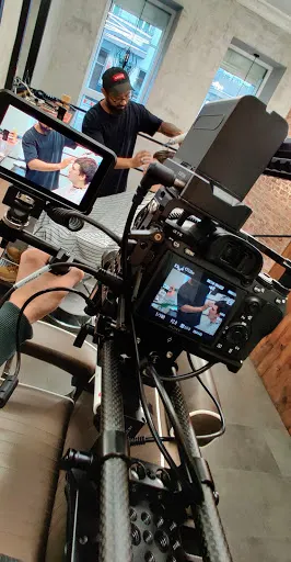 Alpha Creation Studio - filmy reklamowe, filmowanie i produkcja wideo oraz kamerzysta